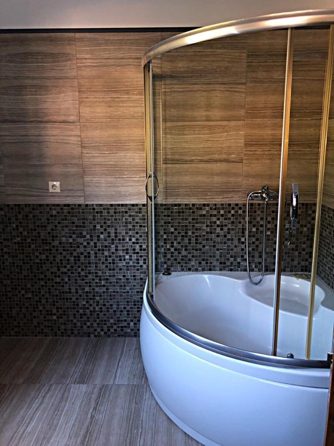 Spa Hotel Karakas 苏呼米 外观 照片