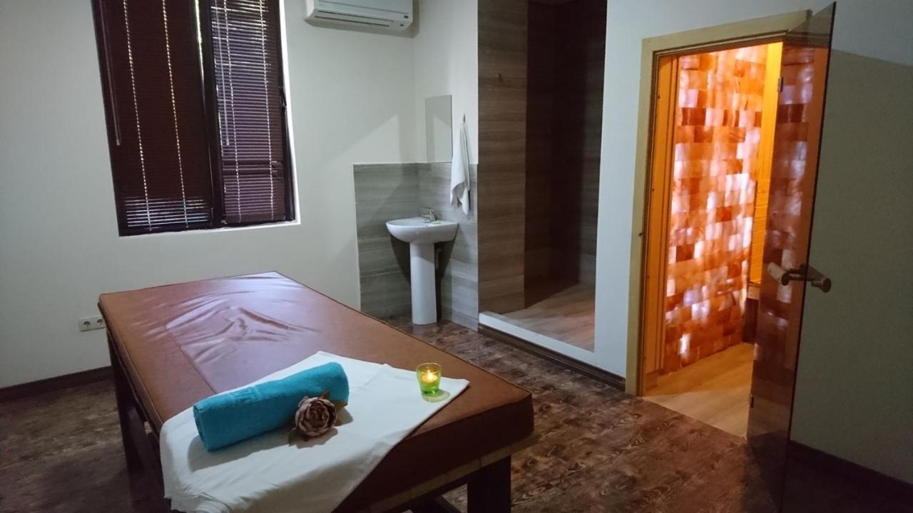 Spa Hotel Karakas 苏呼米 外观 照片
