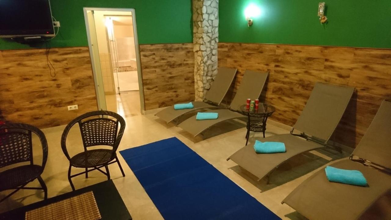 Spa Hotel Karakas 苏呼米 外观 照片
