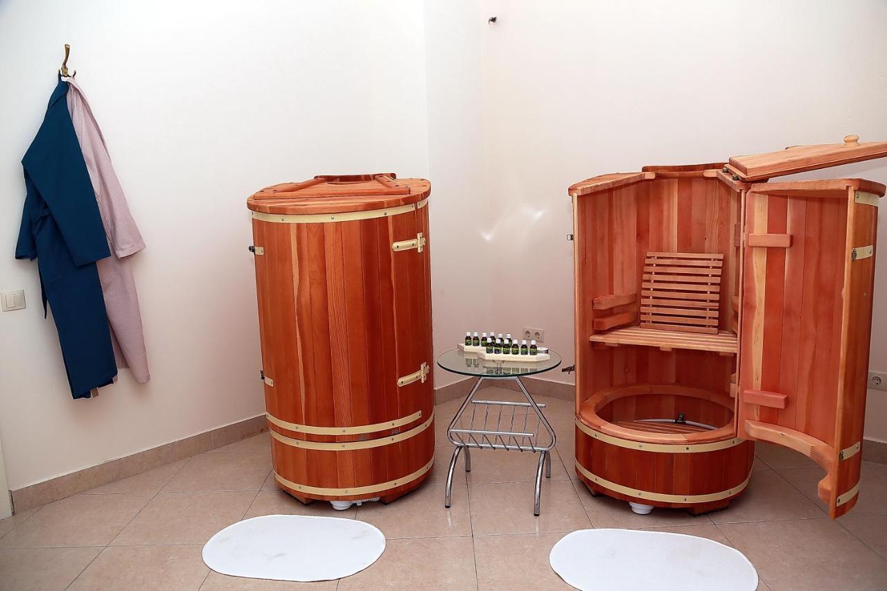 Spa Hotel Karakas 苏呼米 外观 照片